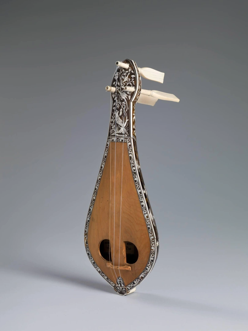 Kemenche. Cincinnati Art Museum, accession 1919.311.