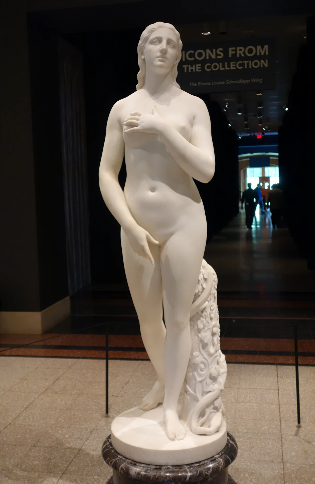 Hiram Powers, Eve Disconsolate, designed 1858-1860, carved 1872-1877, marble. Cincinnati Art Museum, Gift of Nicholas Longworth, accession no. 1888.86. Photo by Daderot, CC0, via Wikimedia Commons.
