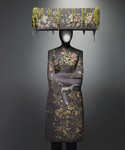 Alexander McQueen, Voss collection, spring/summer 2001
