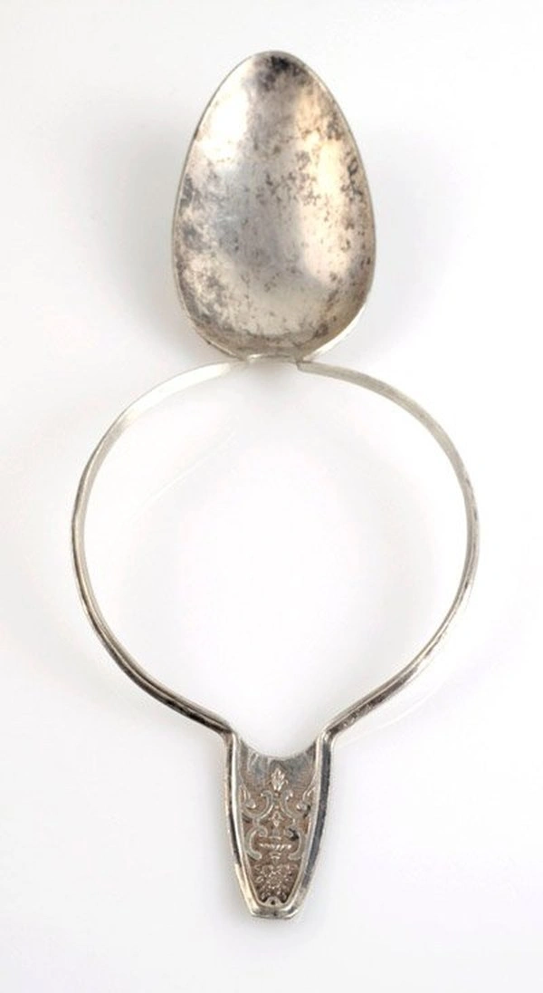Jessica Tolbert, push, manipulated tableware, 2013.