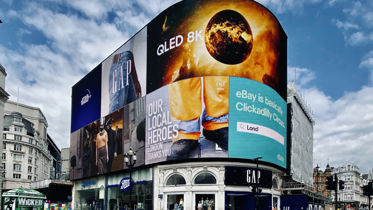 Piccadilly Circus