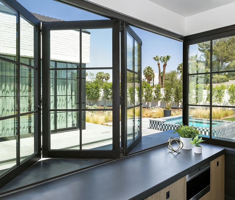Slimline aluminium windows