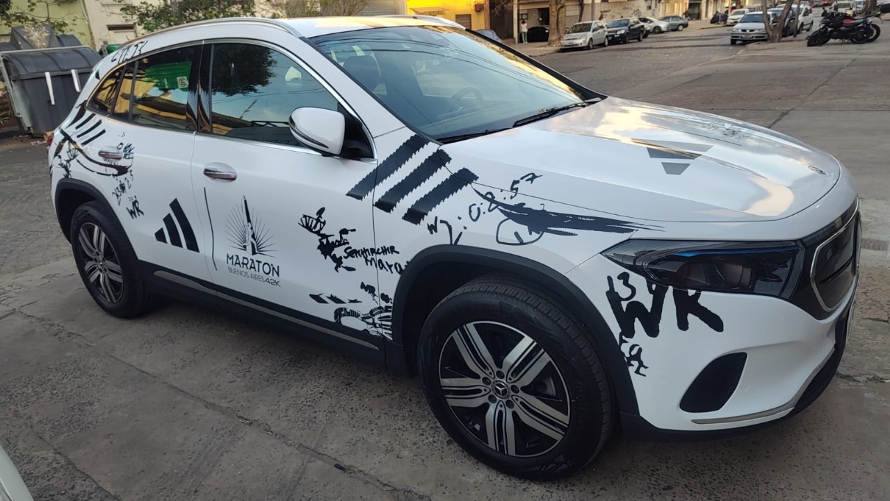 Grafica Vehicular Adidas