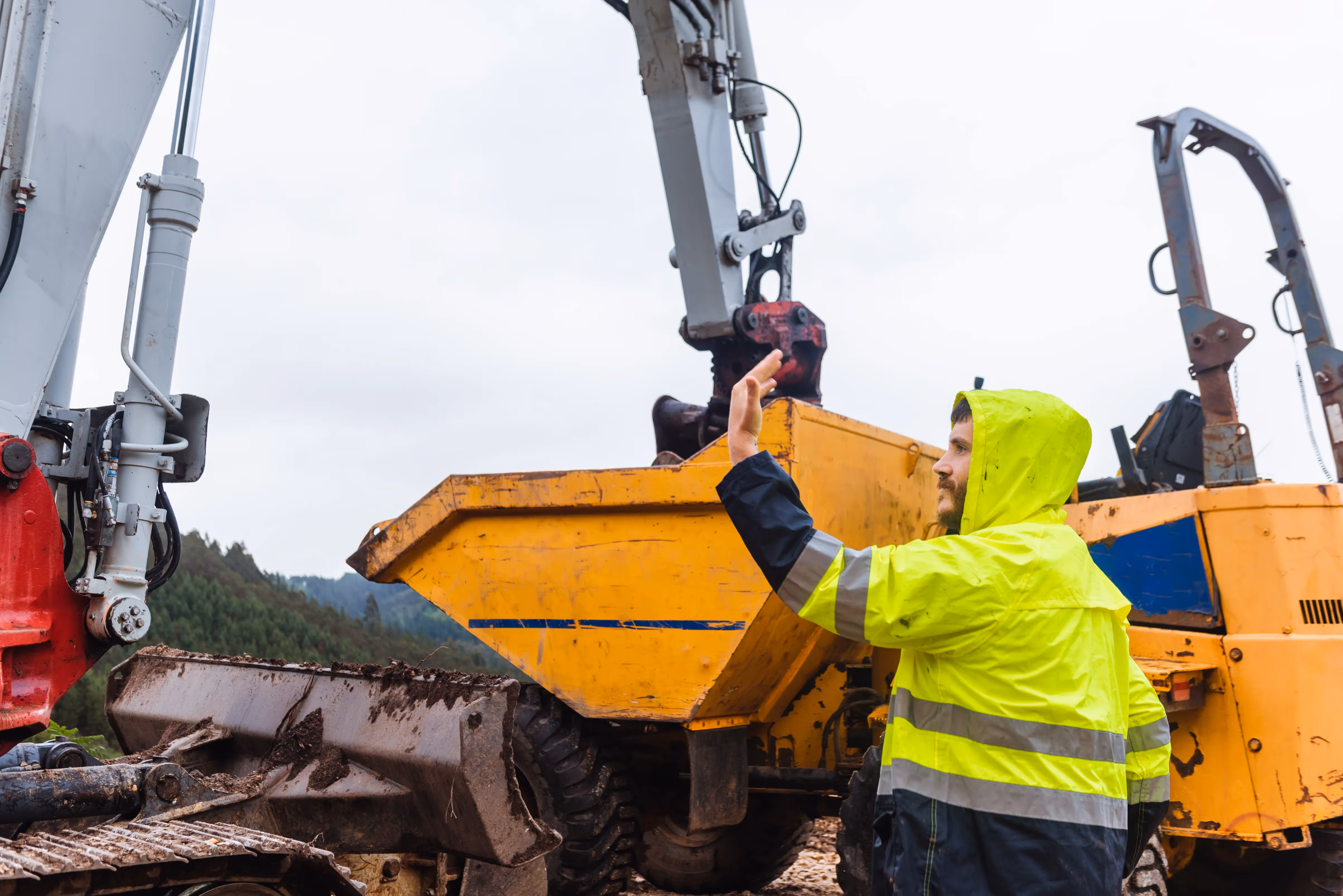 Mechanic performing general repair in Houston, TX