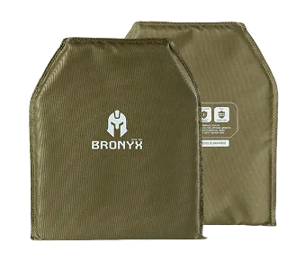 Два бронепласти від BRONYX у зеленому корпусі, один показує логотип спереду, інший — інструкції ззаду.