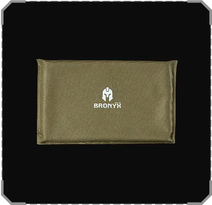 Зелений тактичний гаманець із логотипом BRONYX на чорному фоні.