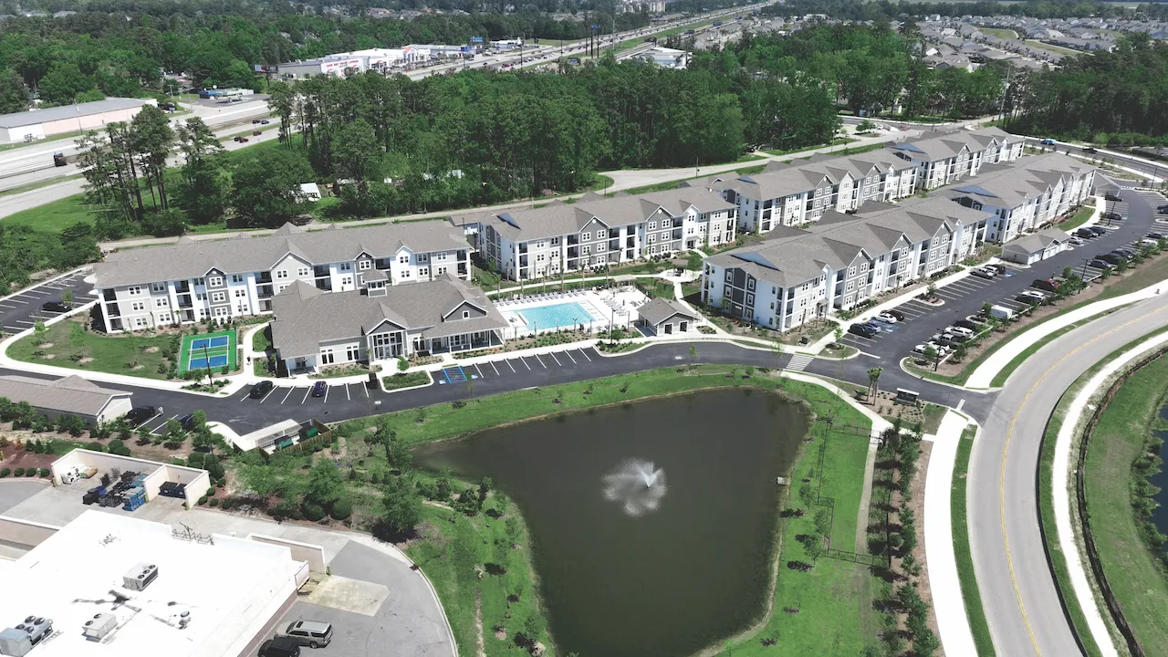 The Edison at Farrow Commons apartment community exterior