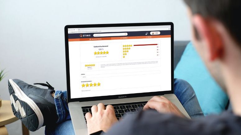 ověřování uživatelských recenzí