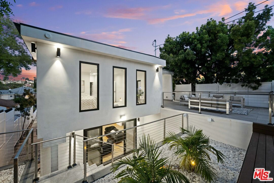 Louisiana Residence - Detailed View