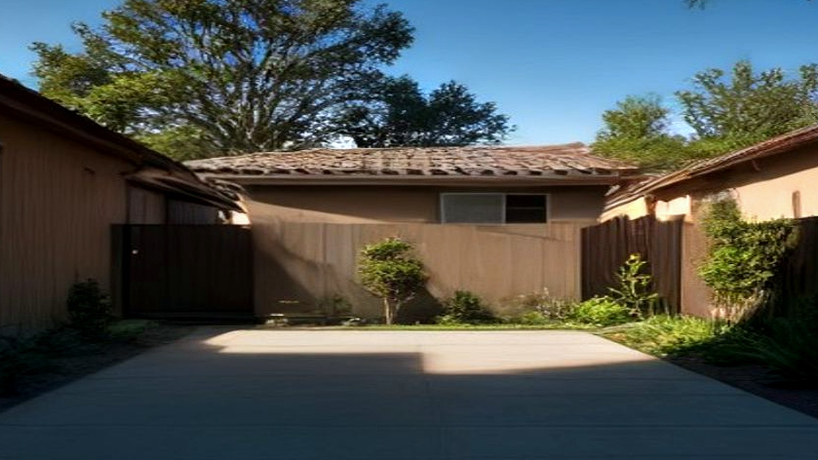 Photoreal Encino custom house exterior matching architect-led residential design, no text