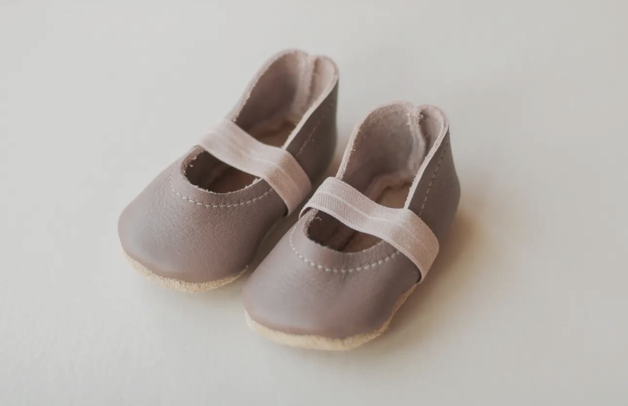 Sun & Lace Baby girl Leather Mary Janes in Clay