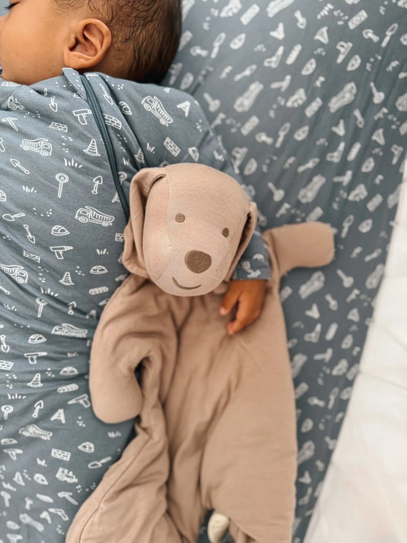 Gunamuna - Pup Lovey - Mutts