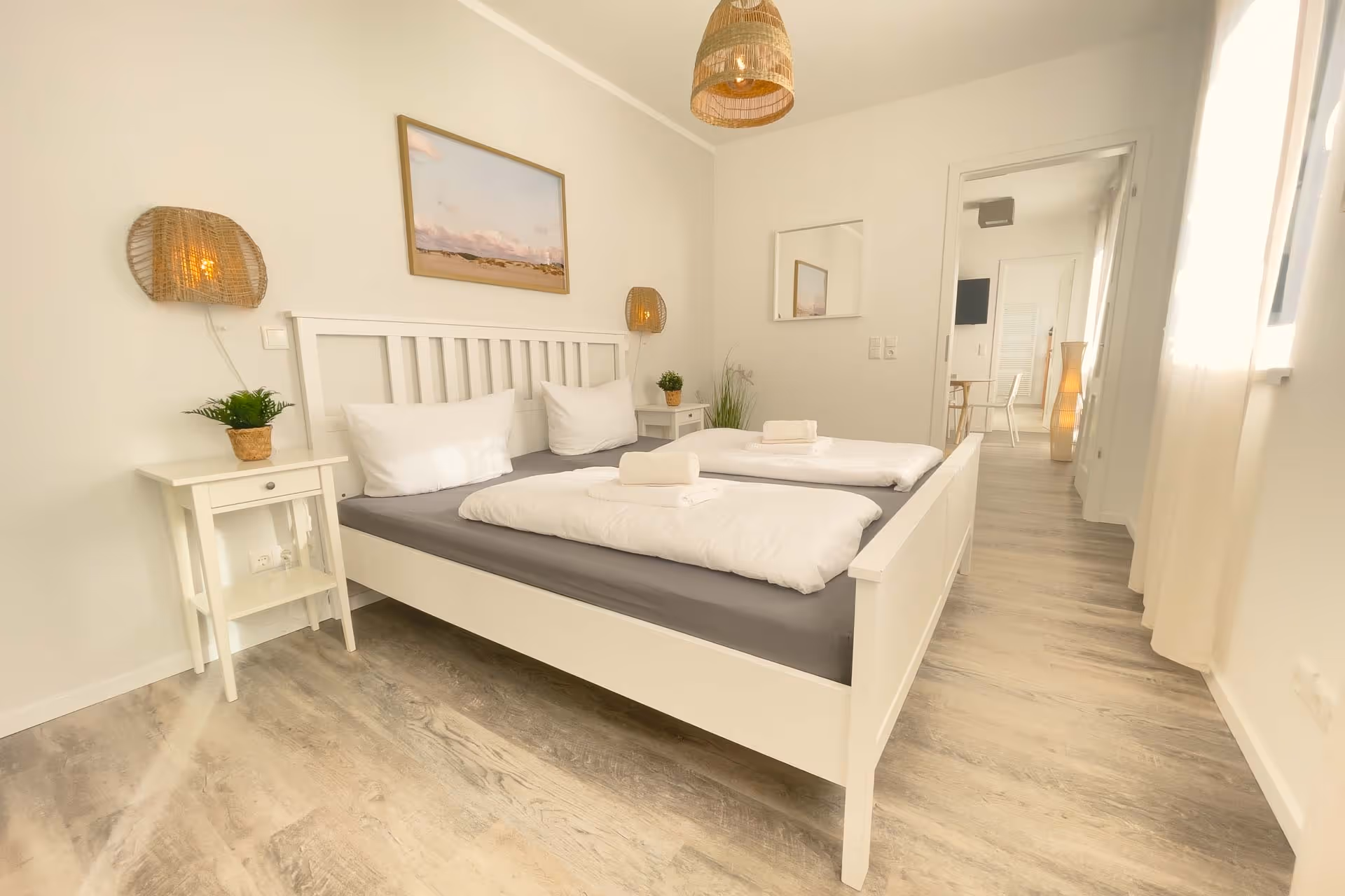 Schlafzimmer mit Doppelbett