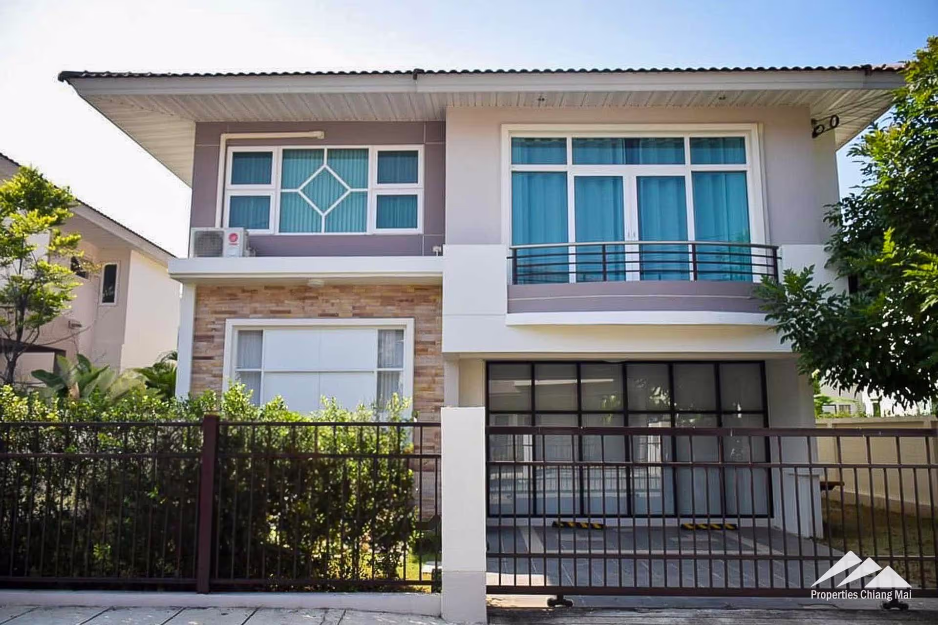 House For Sale in Sankamphaeng