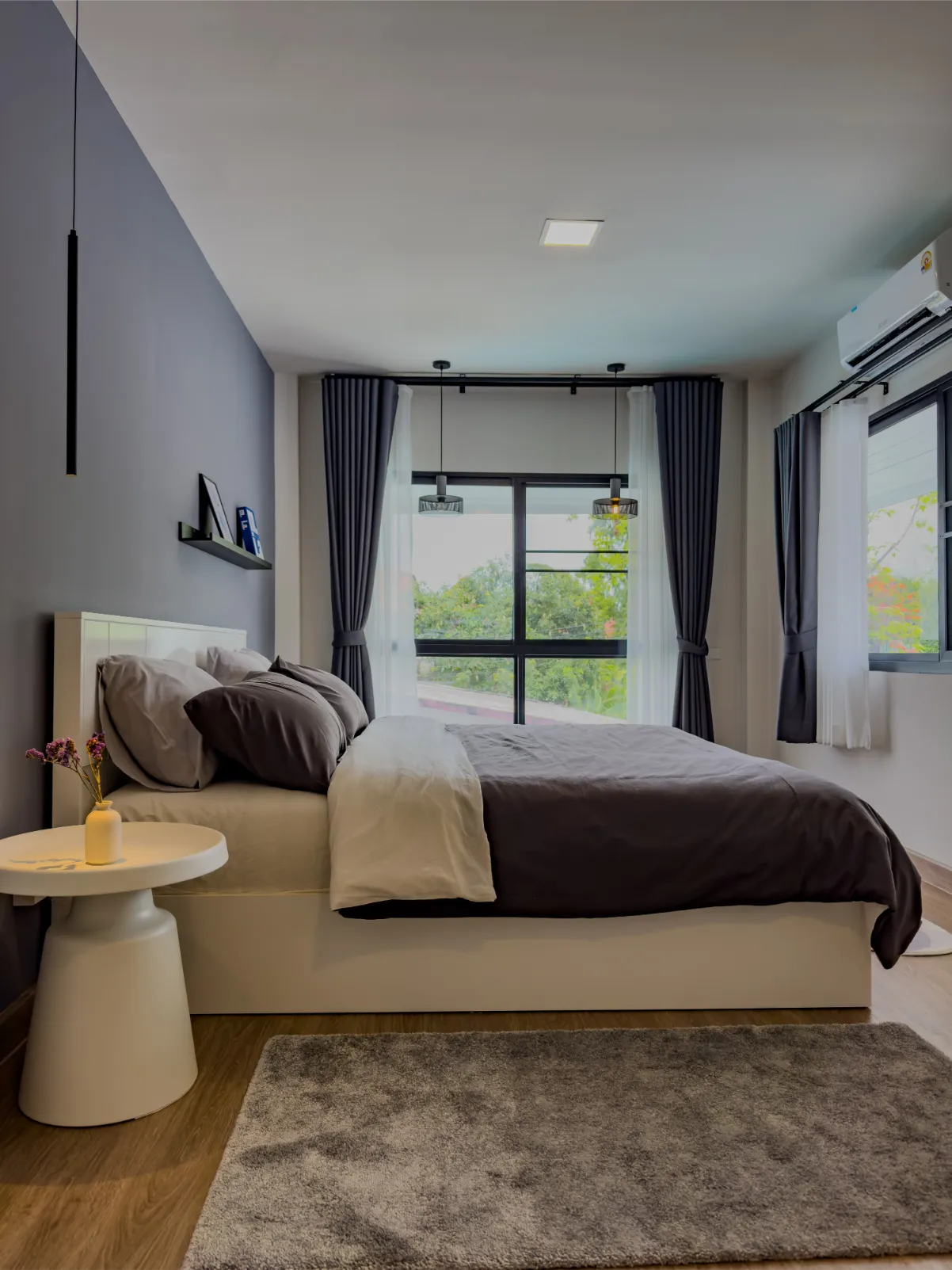 Mae Hia Pool Villa w/ Glass Roof | Modern Zen Home