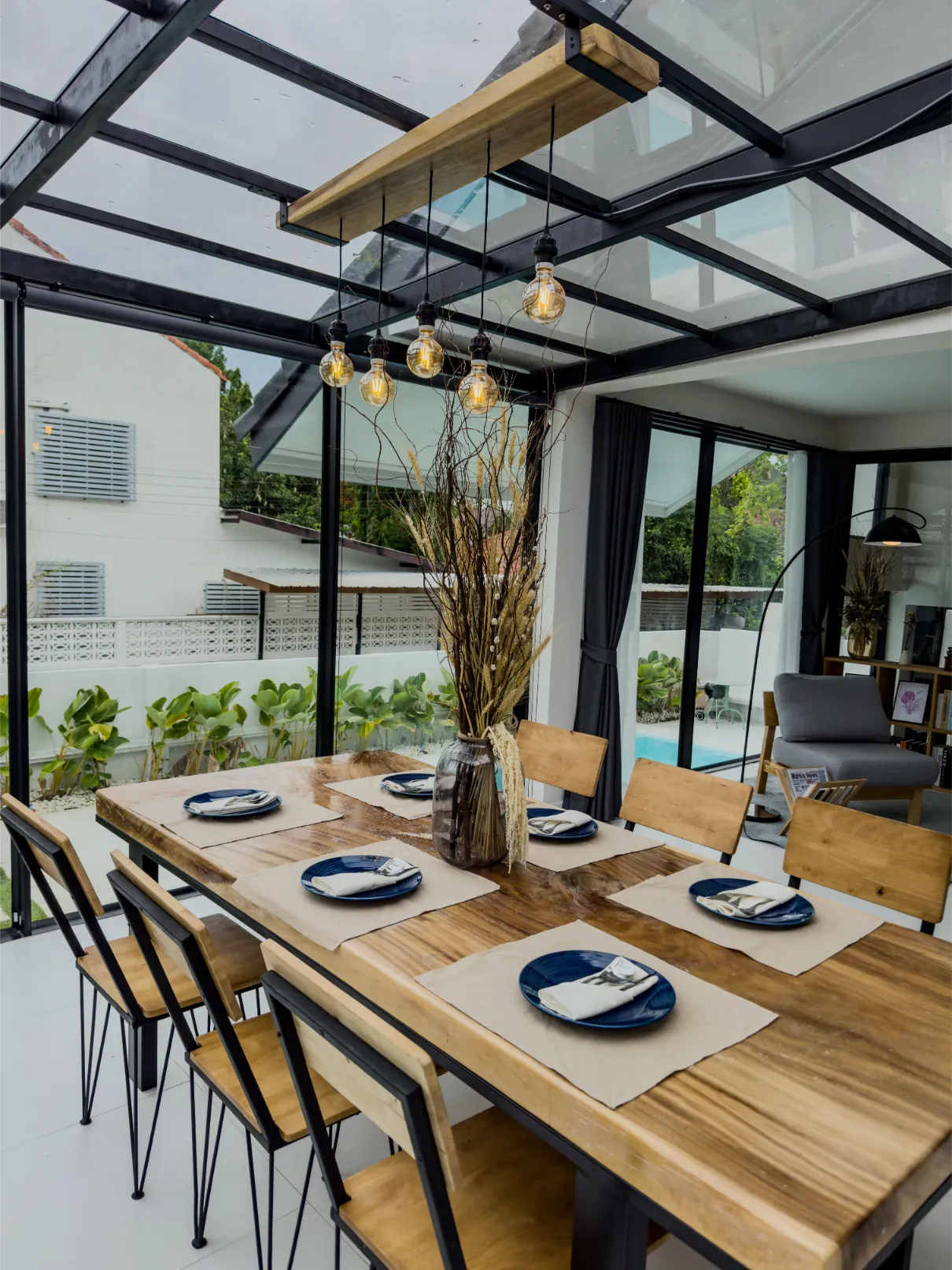 Mae Hia Pool Villa w/ Glass Roof | Modern Zen Home