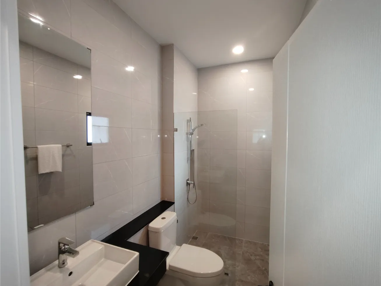 New Hang Dong House w/ PM2.5 Filter | Family Home