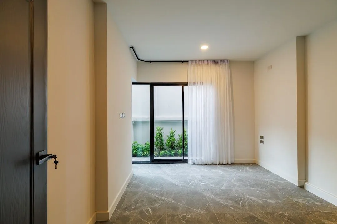 New 5-Bed Saltwater Pool Villa for Sale Hang Dong