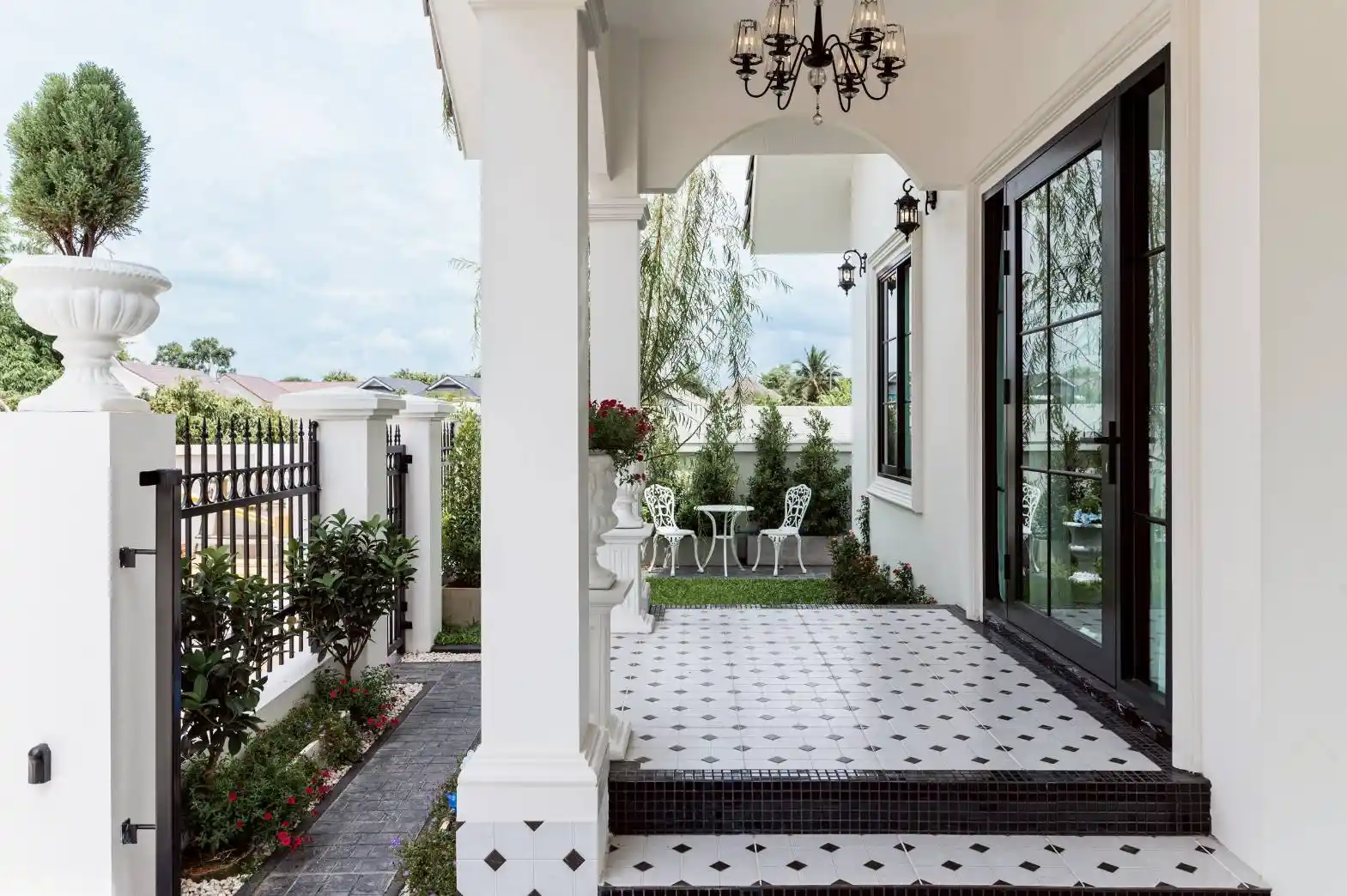 New 3 bed English Style House for Sale Nam Phrae Hang Dong 