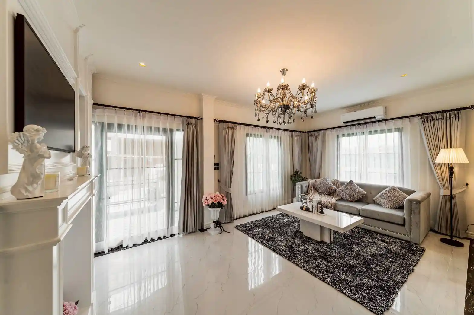 New 3 bed English Style House for Sale Nam Phrae Hang Dong 