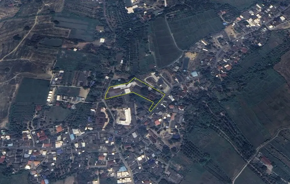 Property location in the surrounding area view