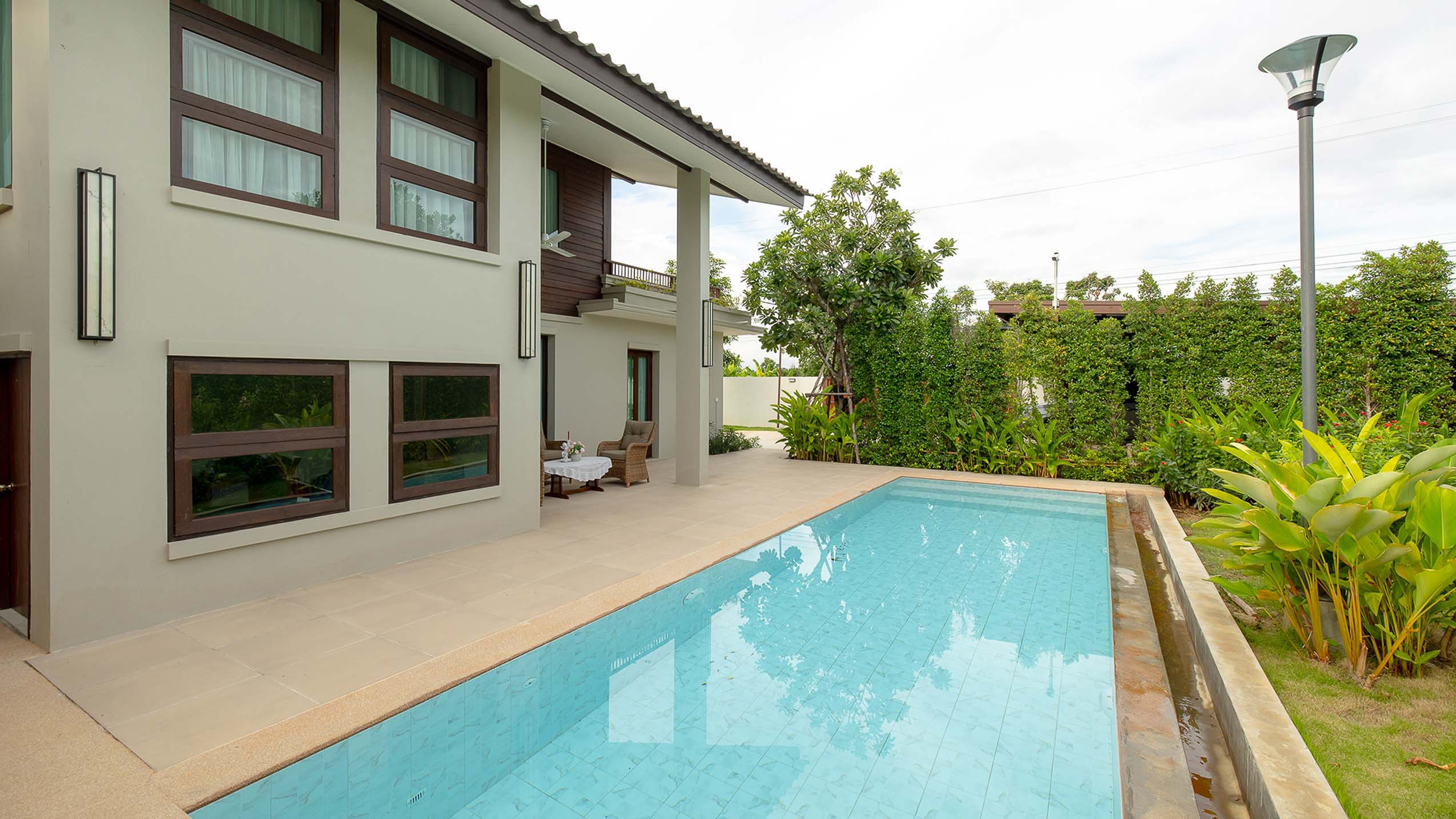 Spacious 4 Bedroom Pool Villa for Sale Near Nong Hoi, Chiang Mai