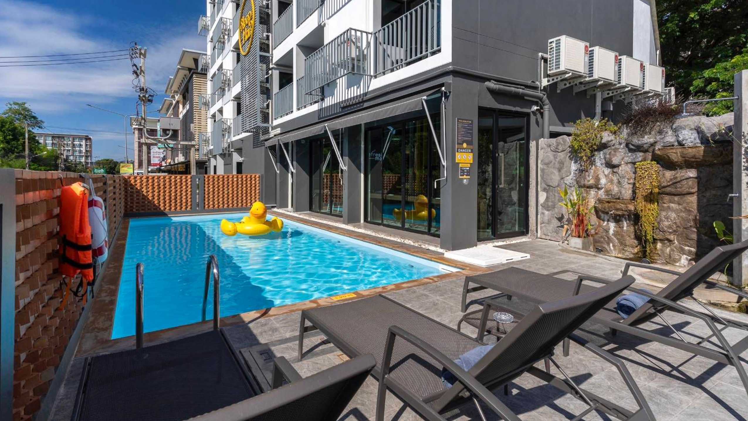 Hotel for Sale in Chiang Mai - Prime Investment Opportunity