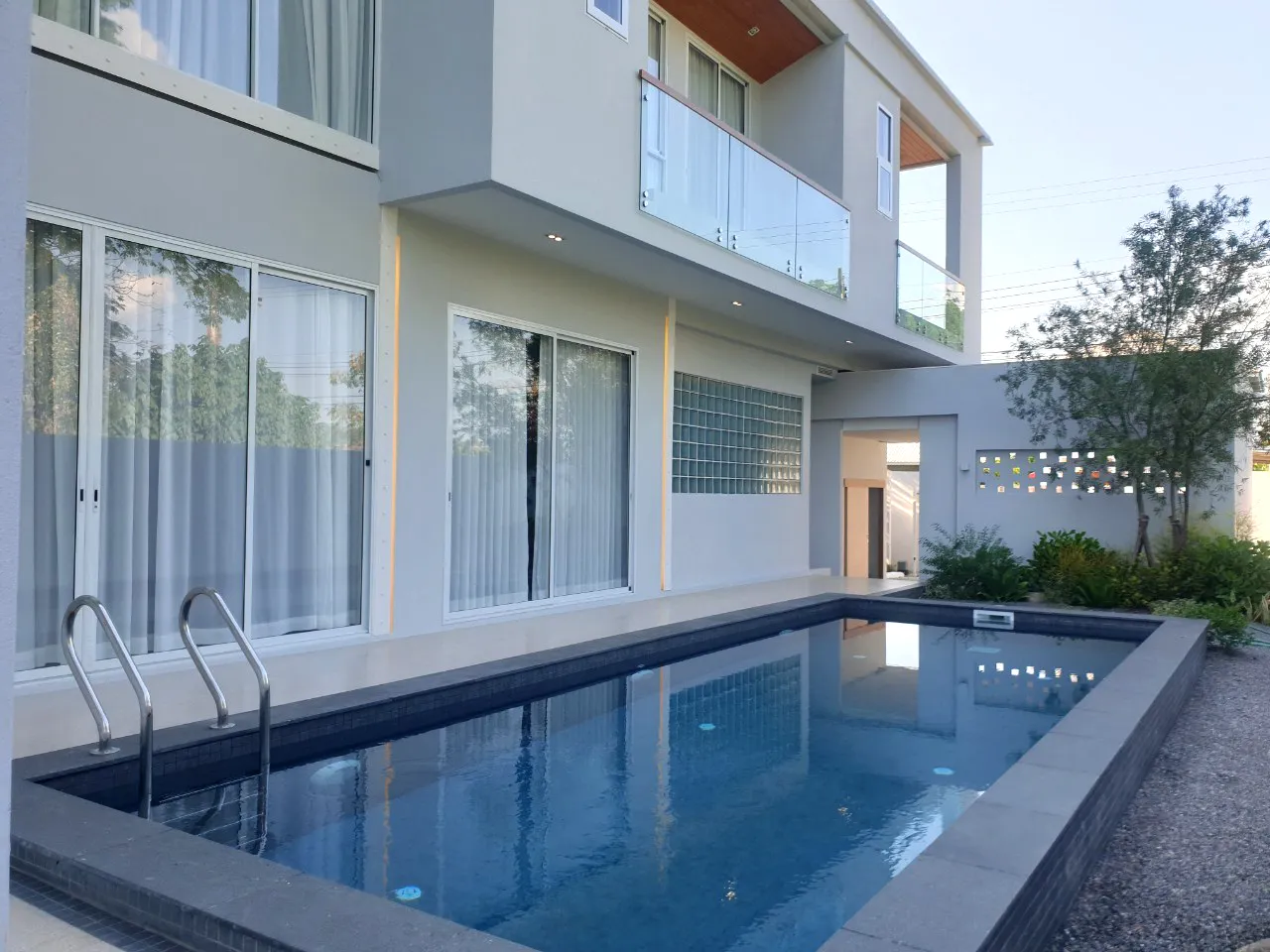 Dream Chiang Mai Family House with Pool for Sale � Modern Hang Dong Gem!