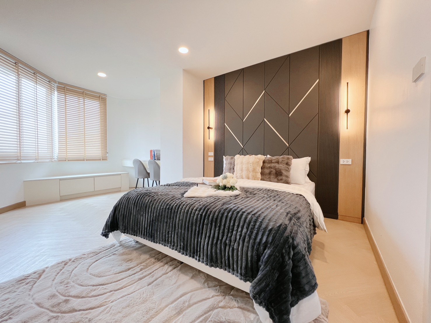 Top Floor Condo for Sale | Mountain View | Chiang Mai