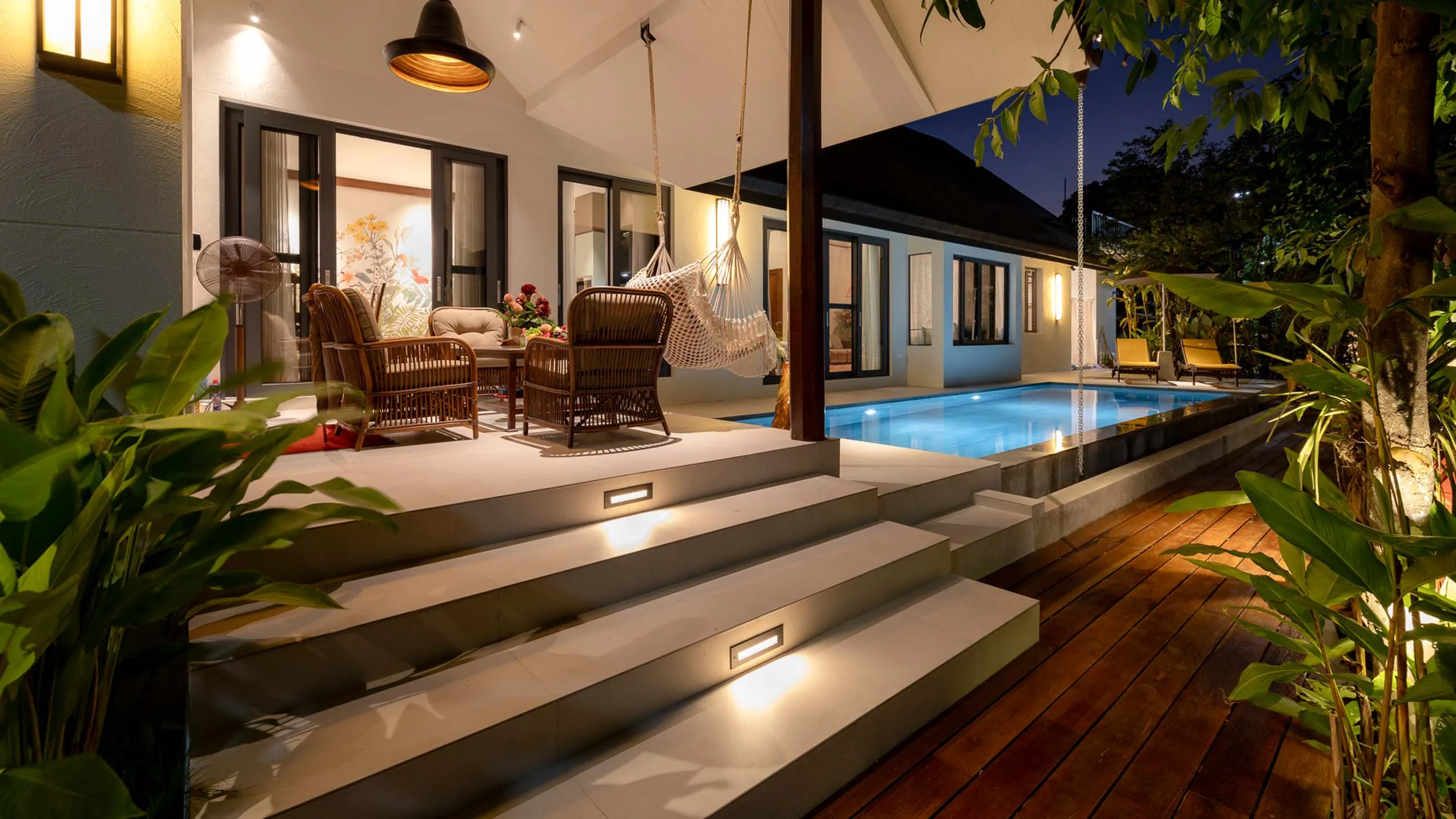 Private Pool Villa In Saraphi