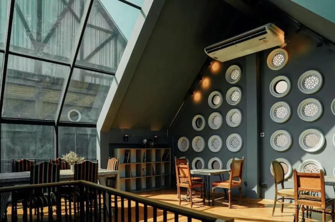 Chiang Mai Boutique Hotel for Sale | Prime Location, 18 Rooms 60M THB