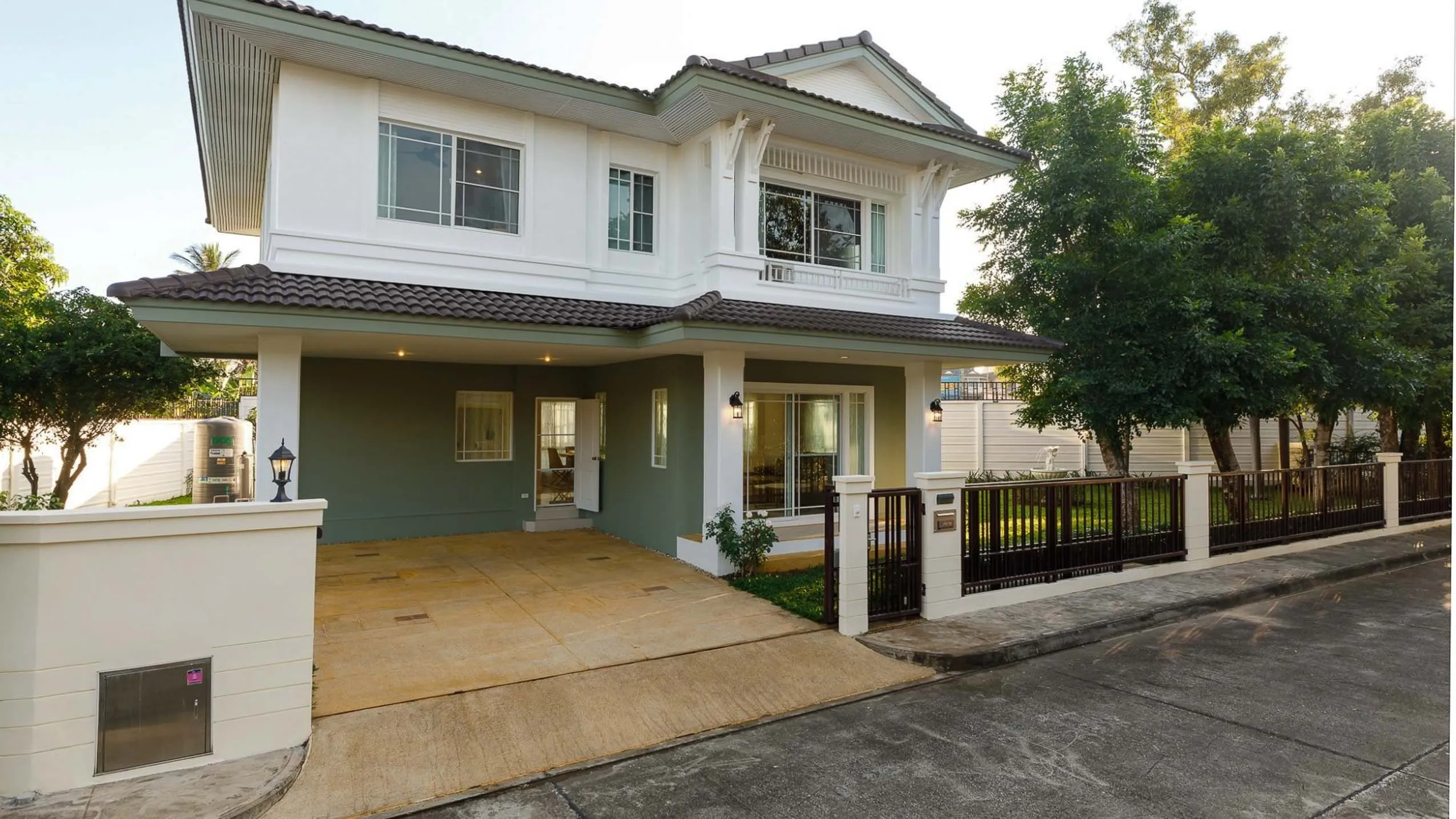 Unique 5-Bedroom Camper Van Resort for Sale in Nam Phrae, Chiang Mai