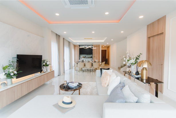 Your Private Mountain Sanctuary: Luxury Pool Villa in Mae Rim