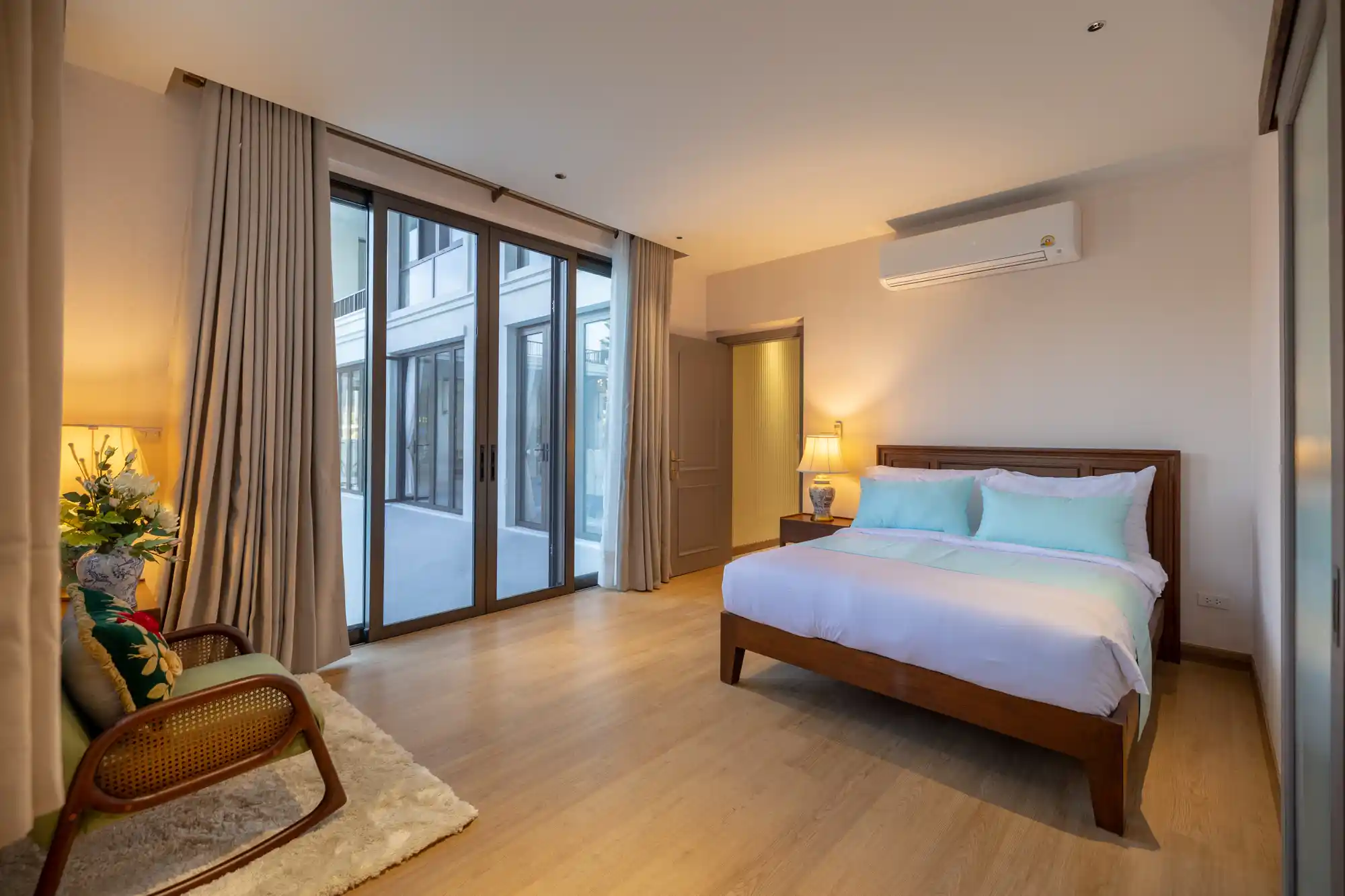 A Grand 5-Bedroom Family Fortress with Doi Suthep Views