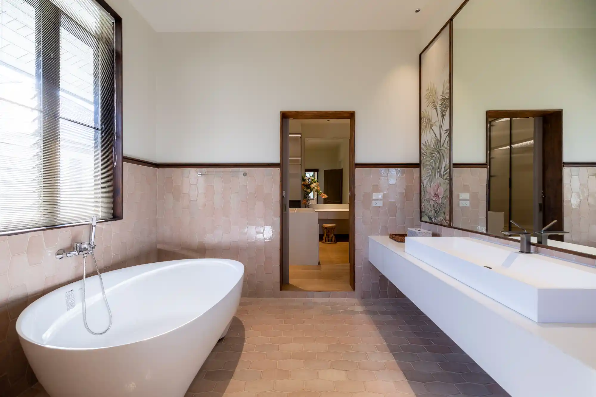 A Grand 5-Bedroom Family Fortress with Doi Suthep Views