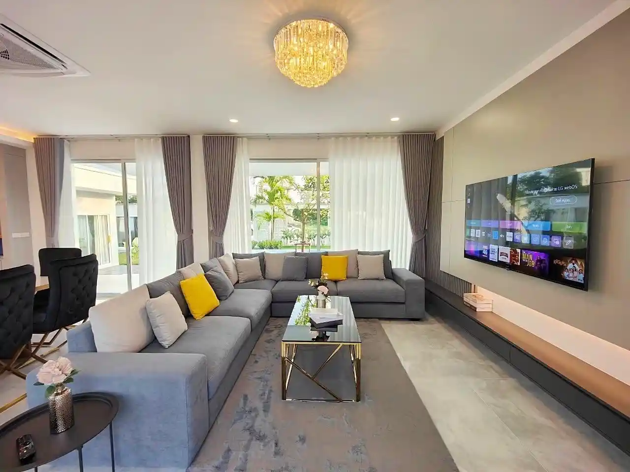 Luxury 6-Bed Family Sanctuary in San Sai with Private Mineral Water Pool