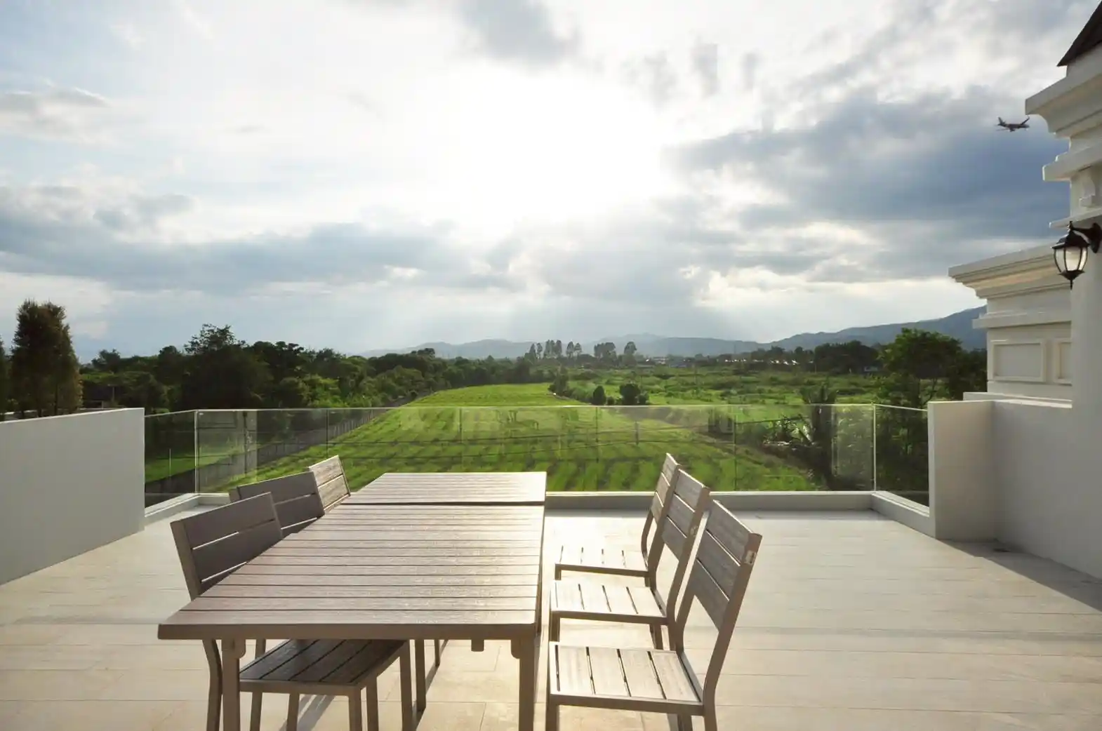 Elegant 4-Bedroom Neoclassical Villa with Private Pool in Hang Dong