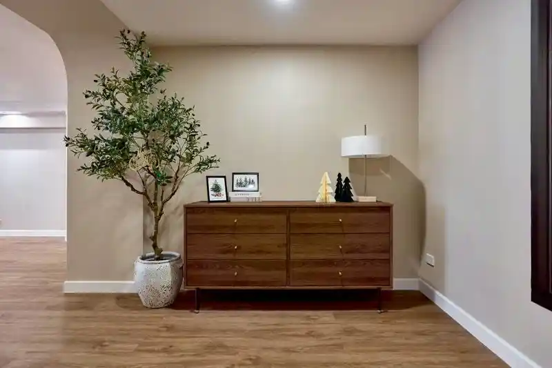 Renovated 130 SQM 3-Bedroom Family Condo at Srithana 2