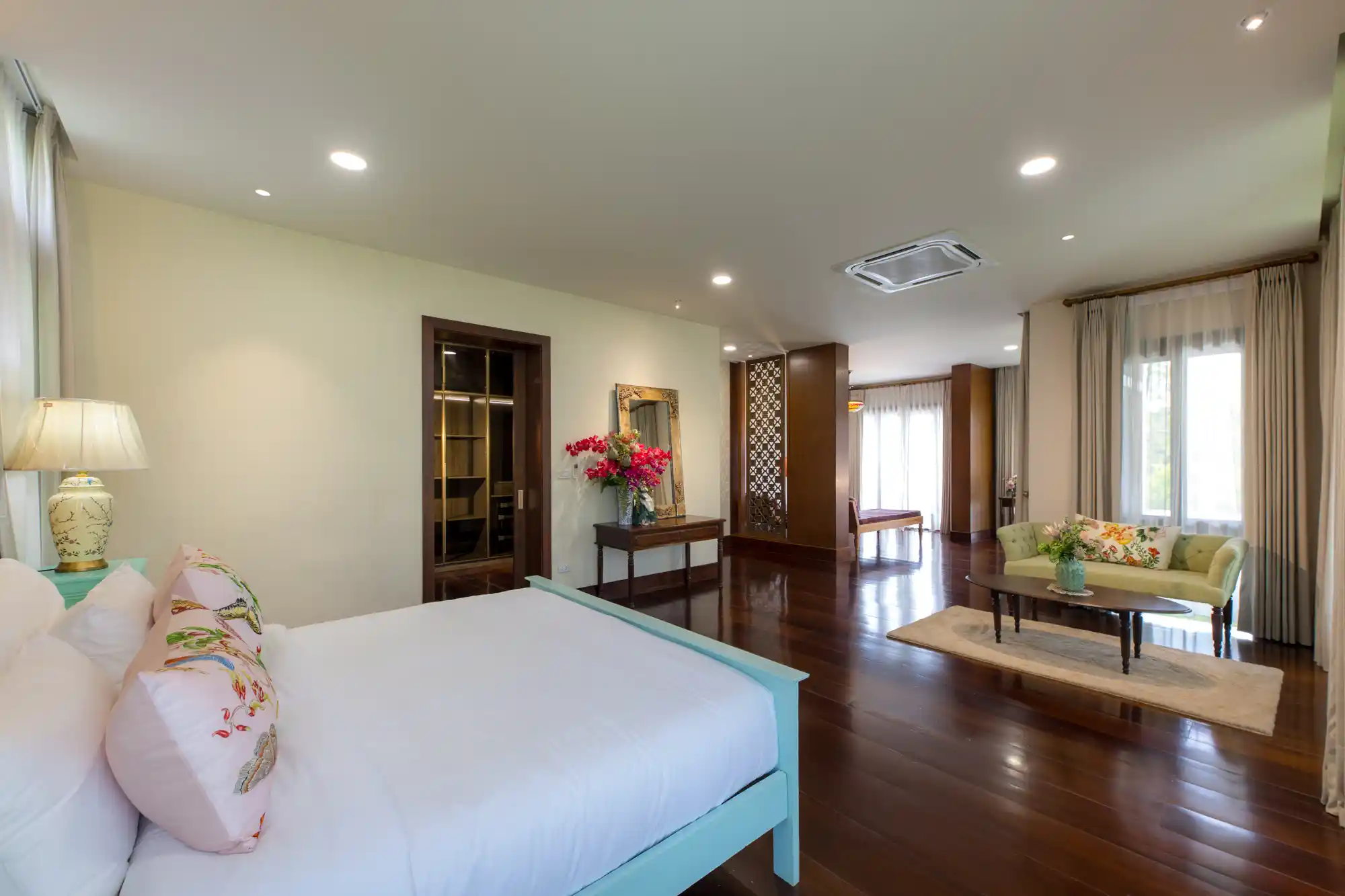 Luxury Pool Villa Saraphi Chiang Mai | Near Varee School — photo 4 of 24