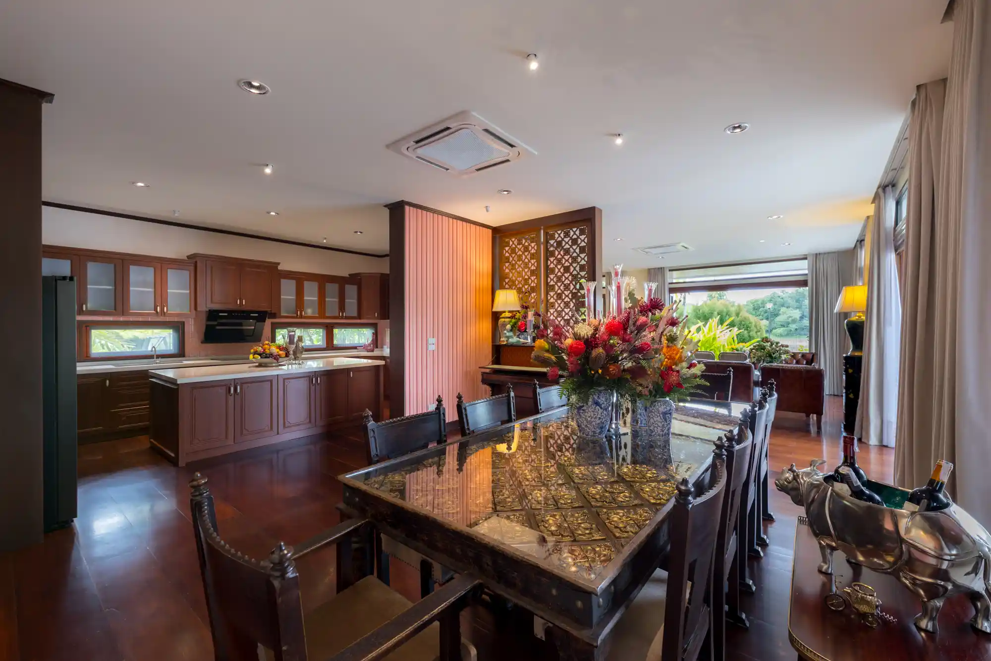Luxury Pool Villa Saraphi Chiang Mai | Near Varee School — photo 2 of 24
