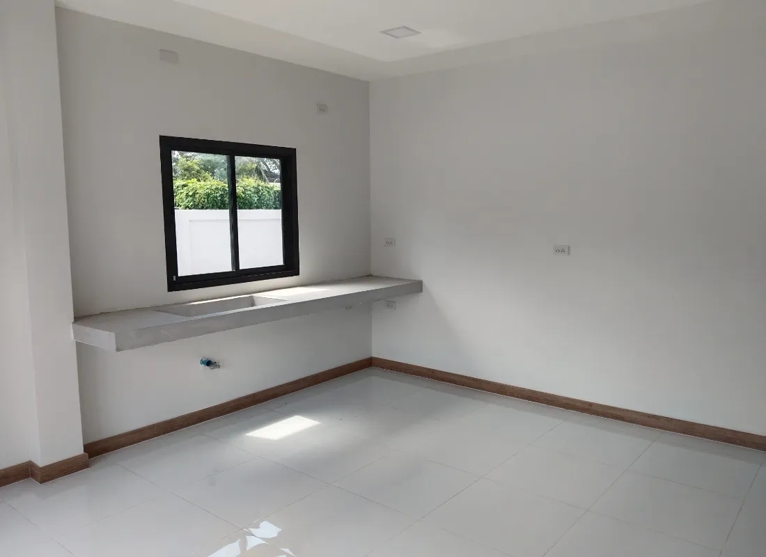 Modern 3BR House with Saltwater Pool in Chiang Mai For Sale — photo 6 of 16