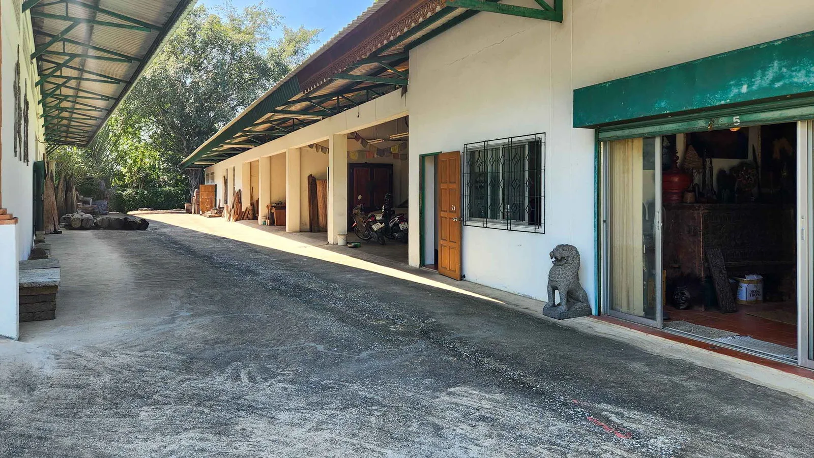 Large Warehouse For Sale In Hang Dong — photo 8 of 25