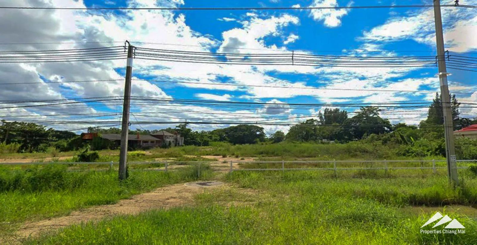Land For Sale on Super Hwy 11 In Saraphi, Chiang Mai — photo 2 of 8
