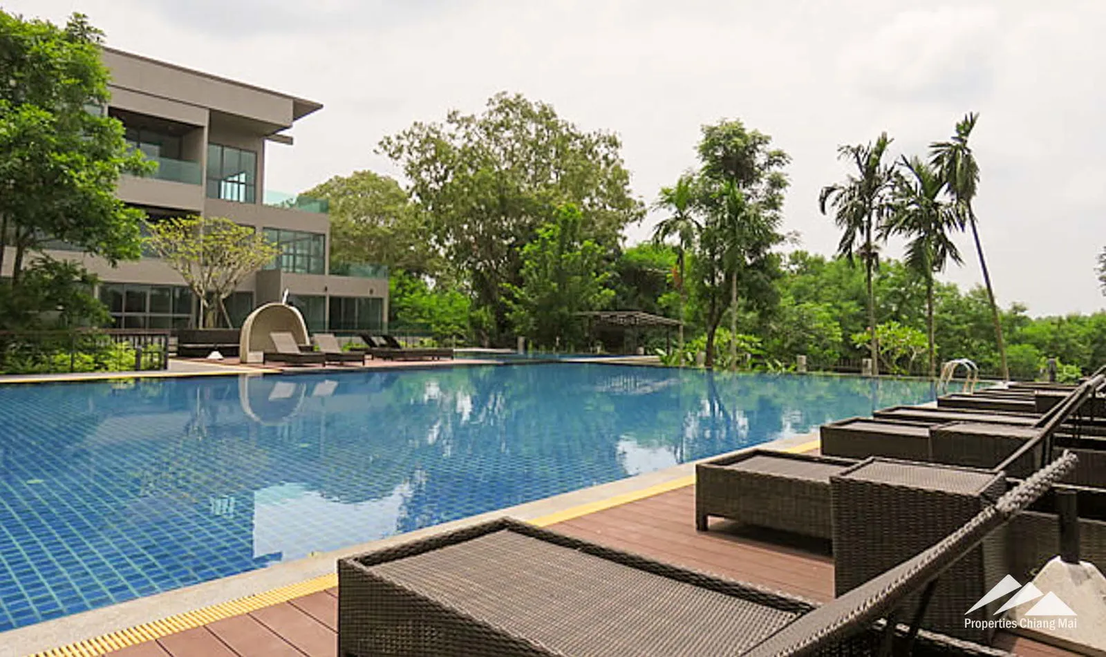 คอนโดกว้างขวาง 3 ห้องนอนพร้อมวิวภูเขาและสนามกอล์ฟ! — photo 6 of 18