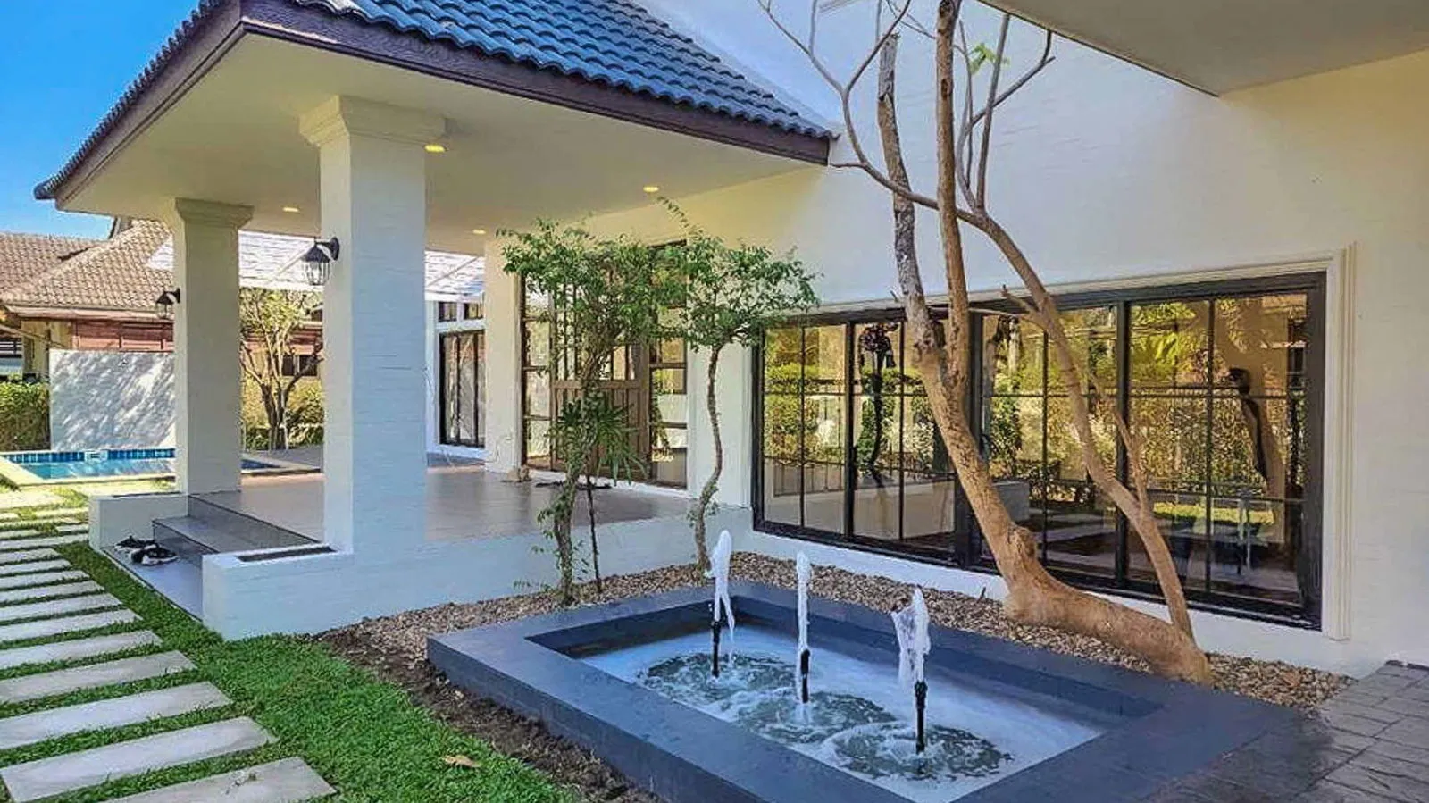 Luxury Pool Villa For Sale In Wangtan Village, Chiang Mai — photo 10 of 14