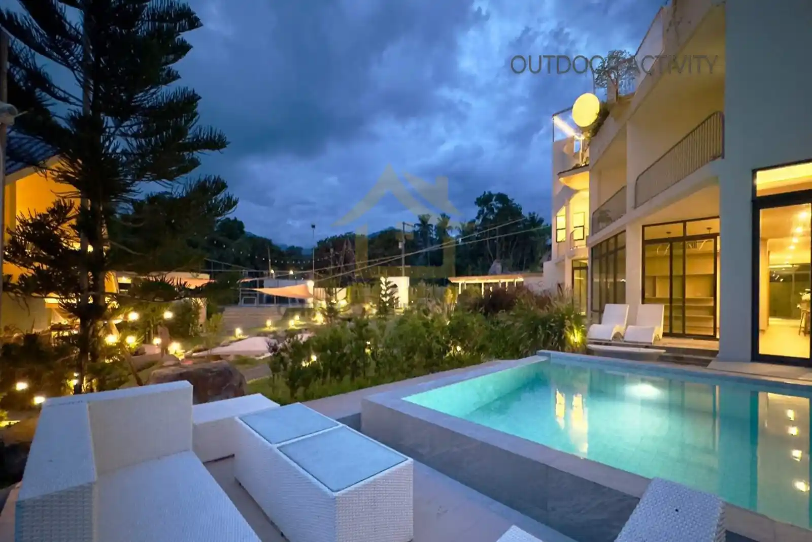 The Mae Rim Mountain  Stream Villa 436