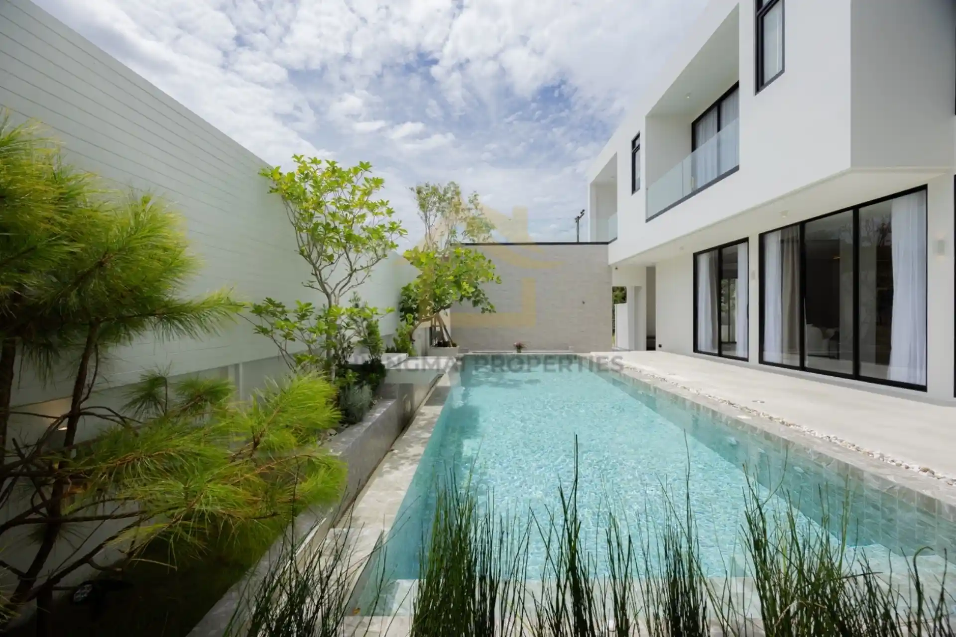 New-Build Villa, 764-Sqm Land | Saraphi | Chiang Mai
