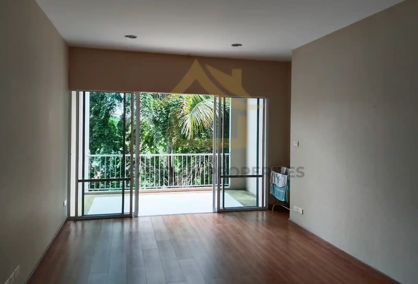 300 Sqm Duplex Condo | Chang Phueak | Chiang Mai — photo 5 of 10