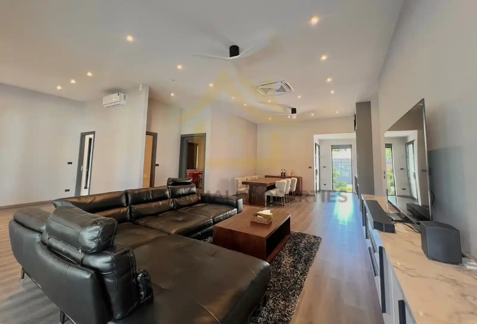 Single-Storey Pool Villa 1,044 sqm | Hang Dong | Chiang Mai — photo 3 of 17