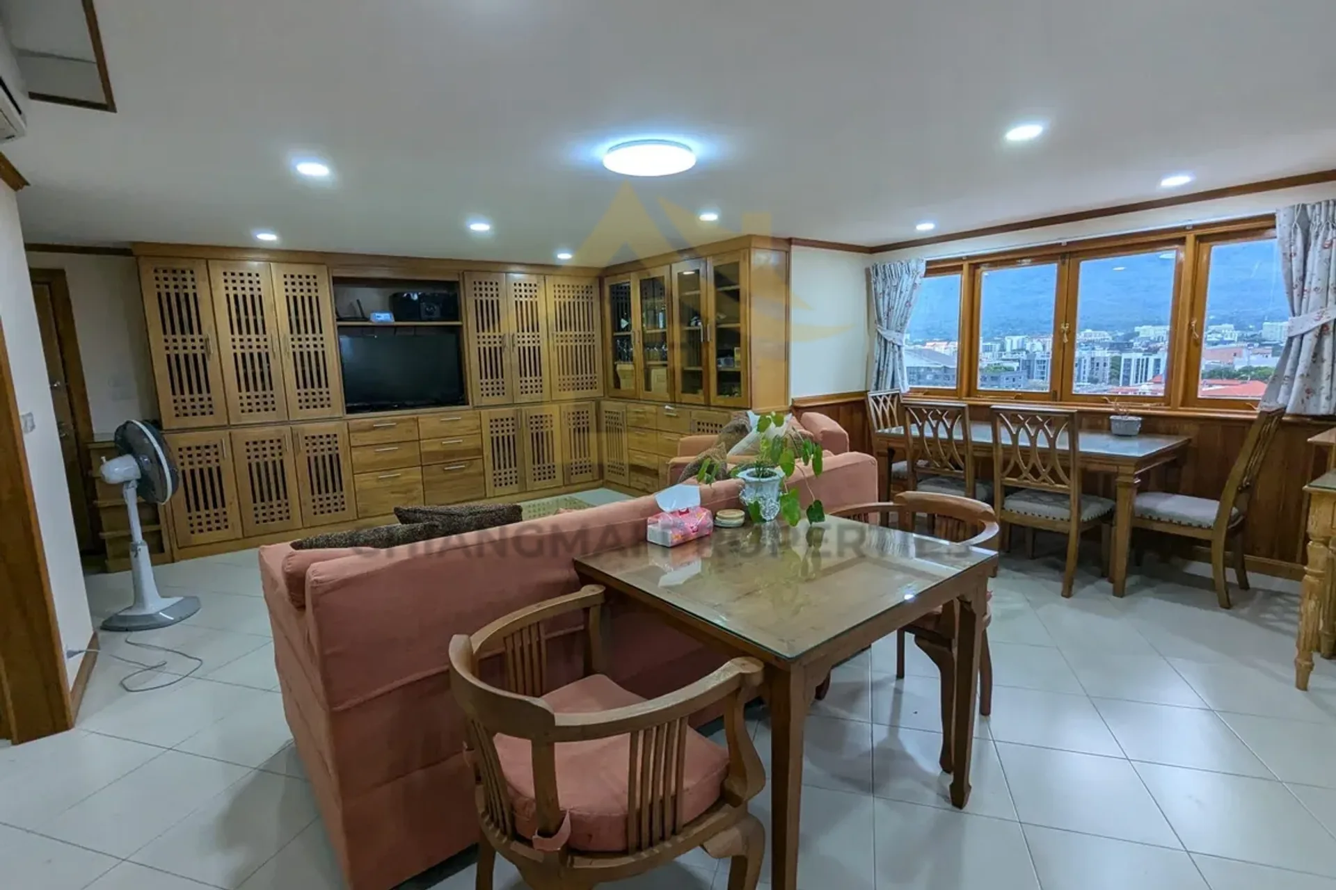 Condo For Sale 85 sqm 1-Bed | Chang Phueak | Chiang Mai